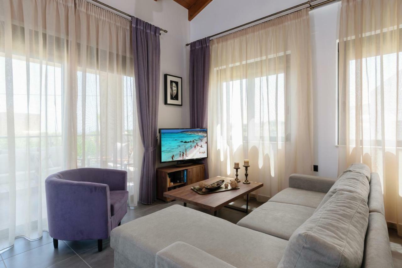 Villa Thalia Stalós 외부 사진